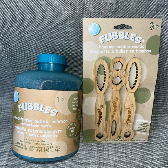 Fubbles 3 Bamboo Bubble Wands & Concentrated Bubble Solution Expandable Bottle - Picture 1 of 13
